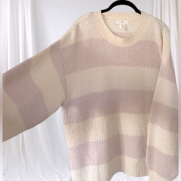 H&M Cream and Pink Striped Sweater! - Picture 4 of 10